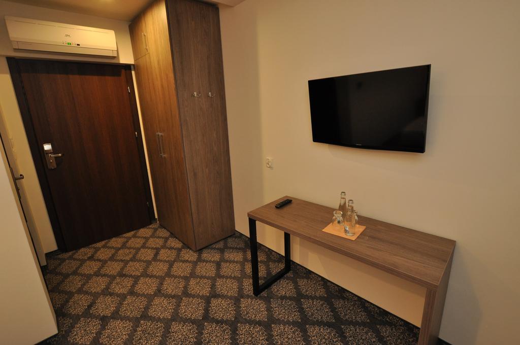 Pass Hotel Zebrzydowice Exterior foto